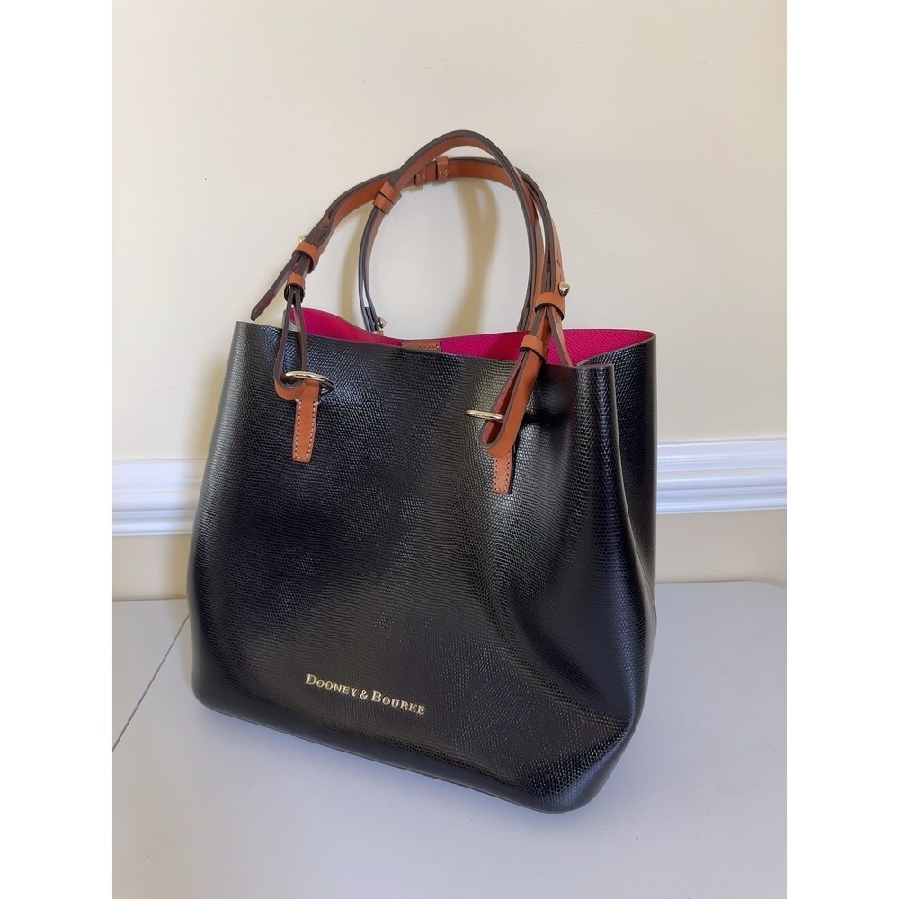 Dooney & Bourke Grain Large Barlow Satchel In Black Pebbled Leather - Picture 3 of 14